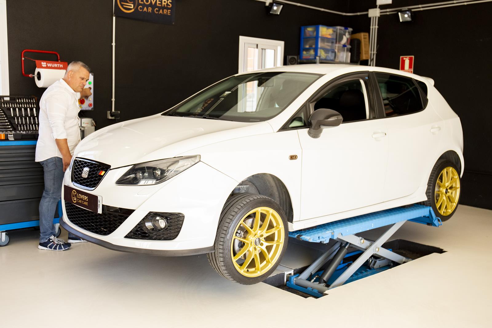 Lovers Car Care — taller en Mollina (Málaga)